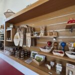 Produits du terroir et spécialités jurassiennes à La Caborde, boutique locale du Sud Revermont.